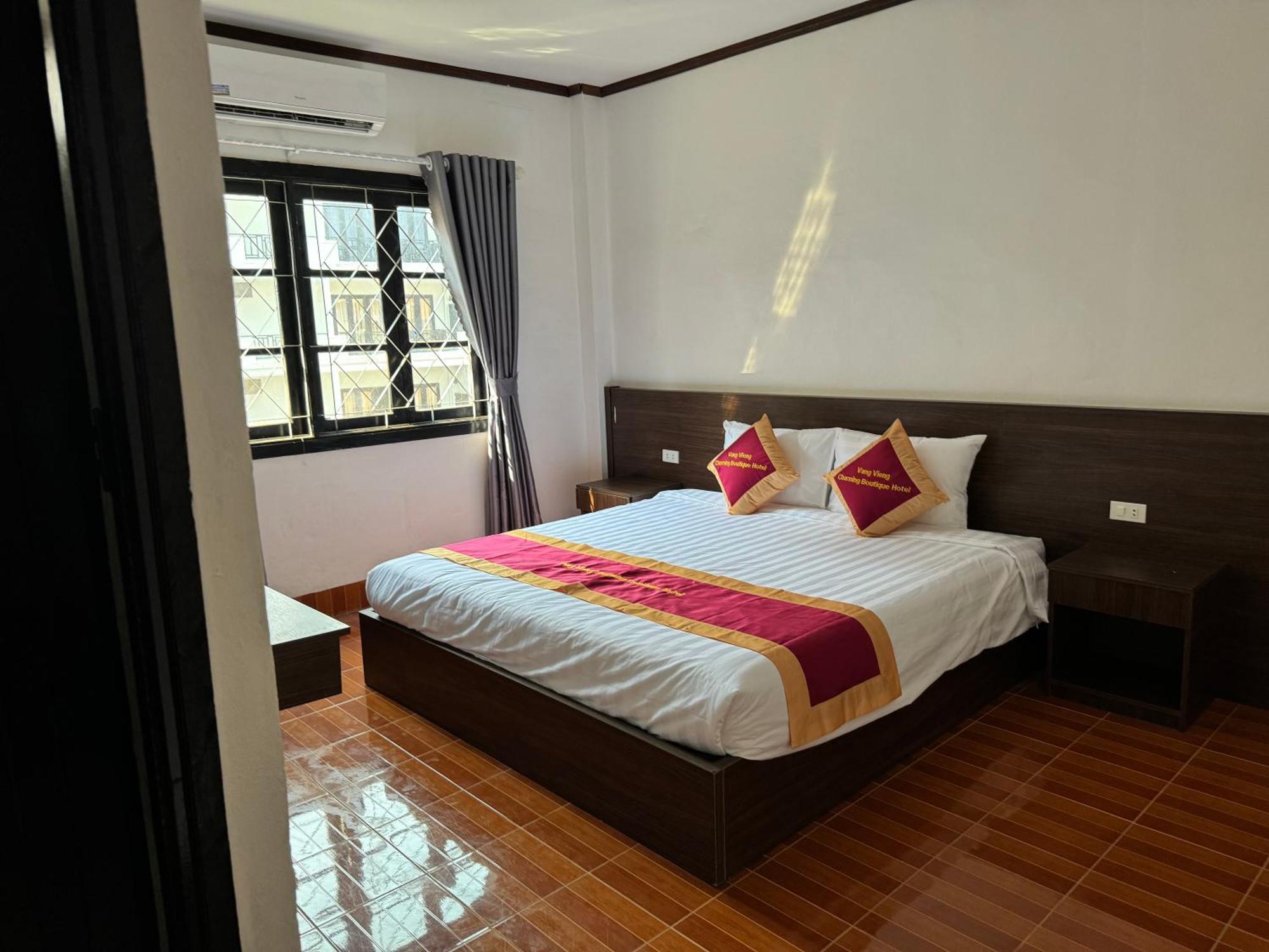 Vangvieng Charming Boutique Hotel Vang Vieng Bagian luar foto