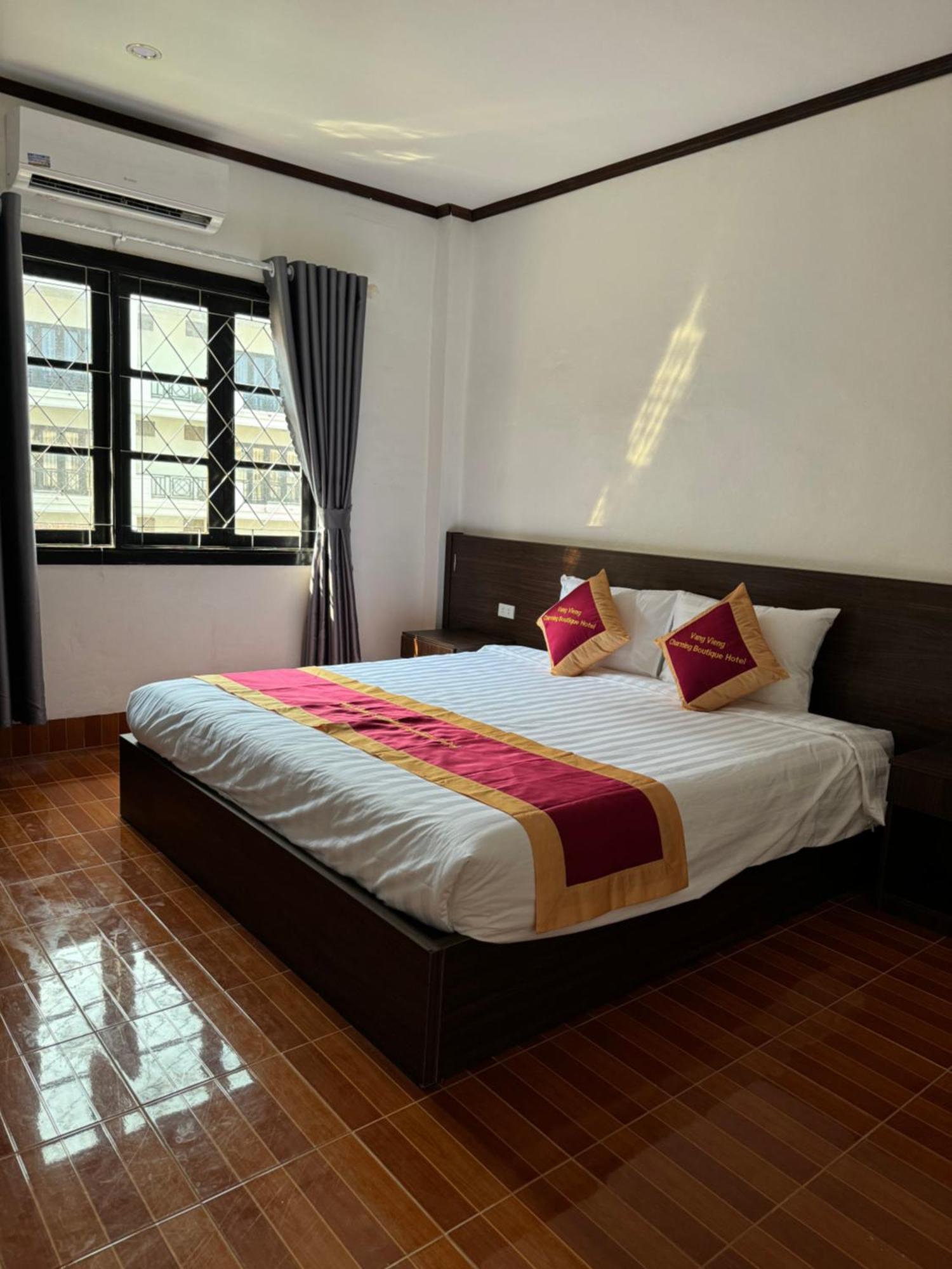 Vangvieng Charming Boutique Hotel Vang Vieng Bagian luar foto