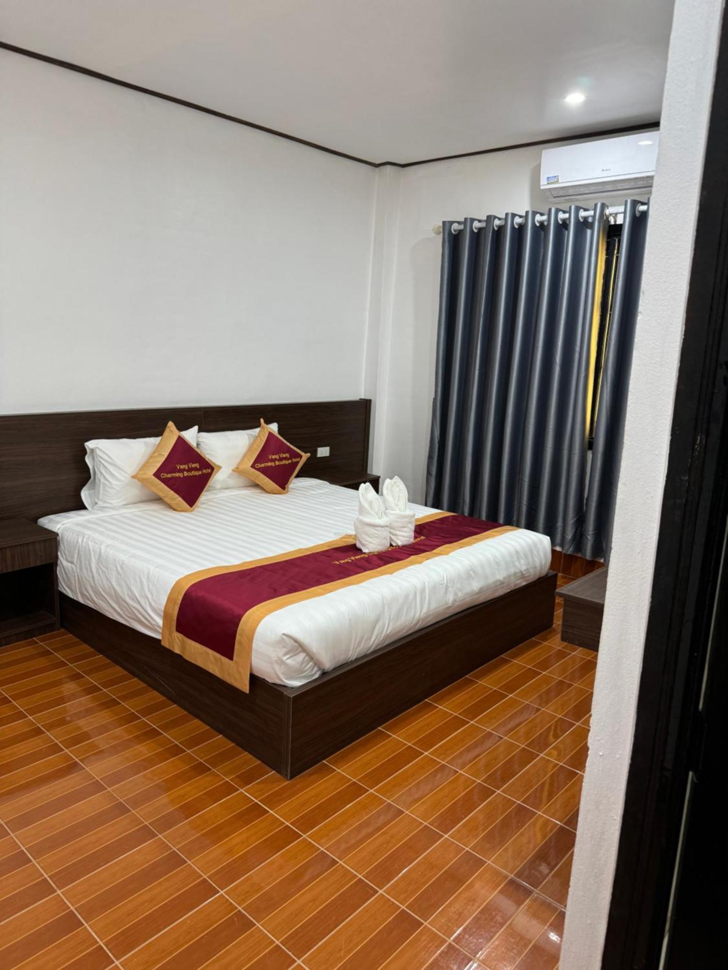 Vangvieng Charming Boutique Hotel Vang Vieng Bagian luar foto