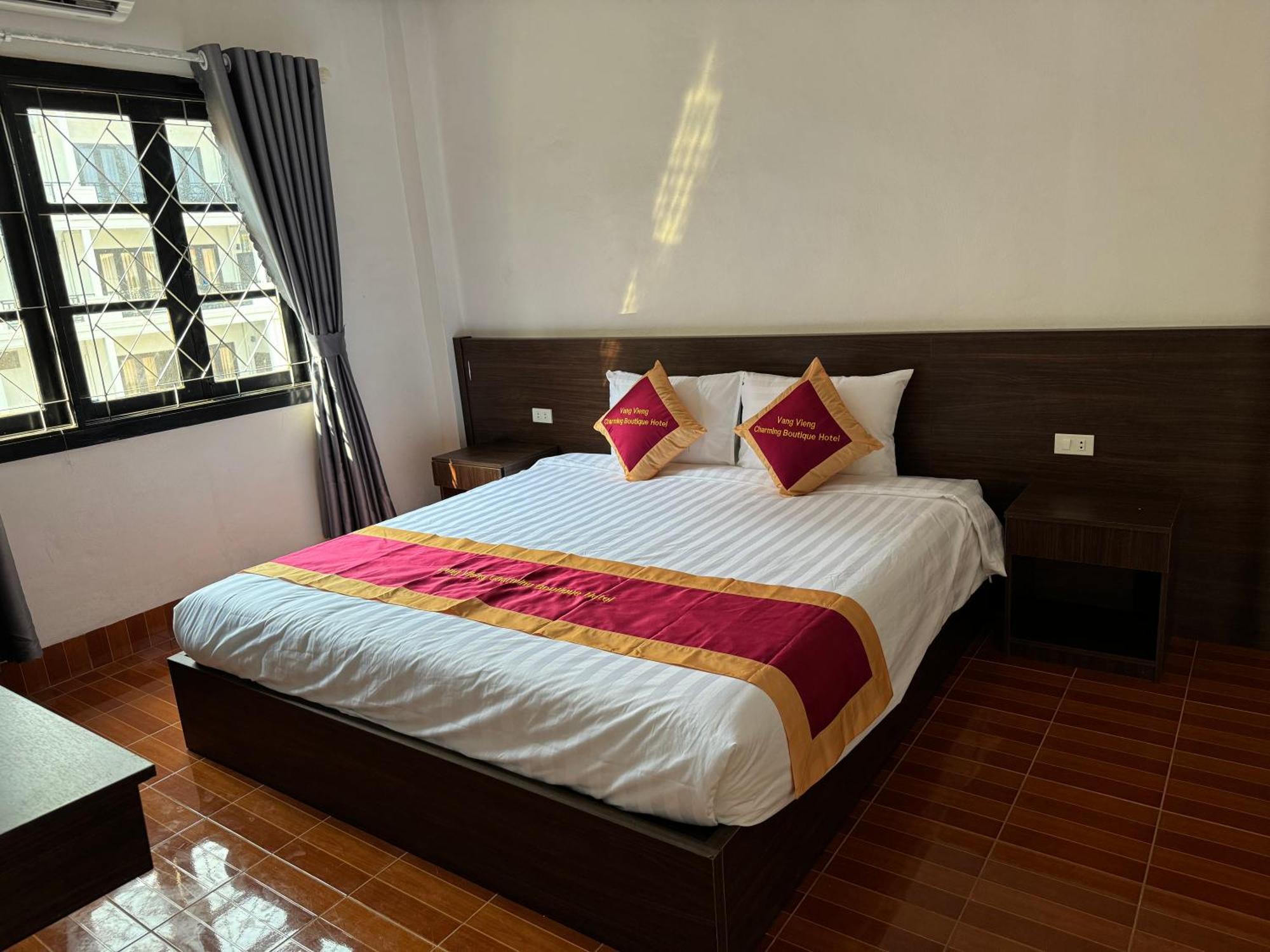 Vangvieng Charming Boutique Hotel Vang Vieng Bagian luar foto