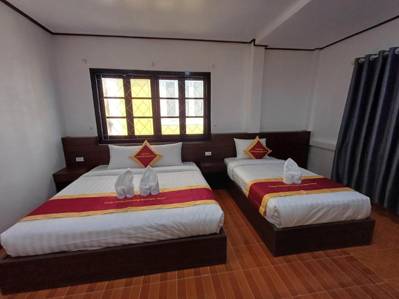 Vangvieng Charming Boutique Hotel Vang Vieng Bagian luar foto