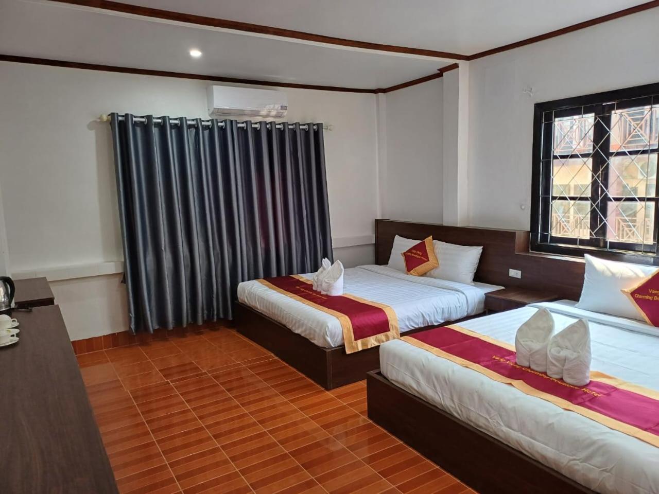 Vangvieng Charming Boutique Hotel Vang Vieng Bagian luar foto