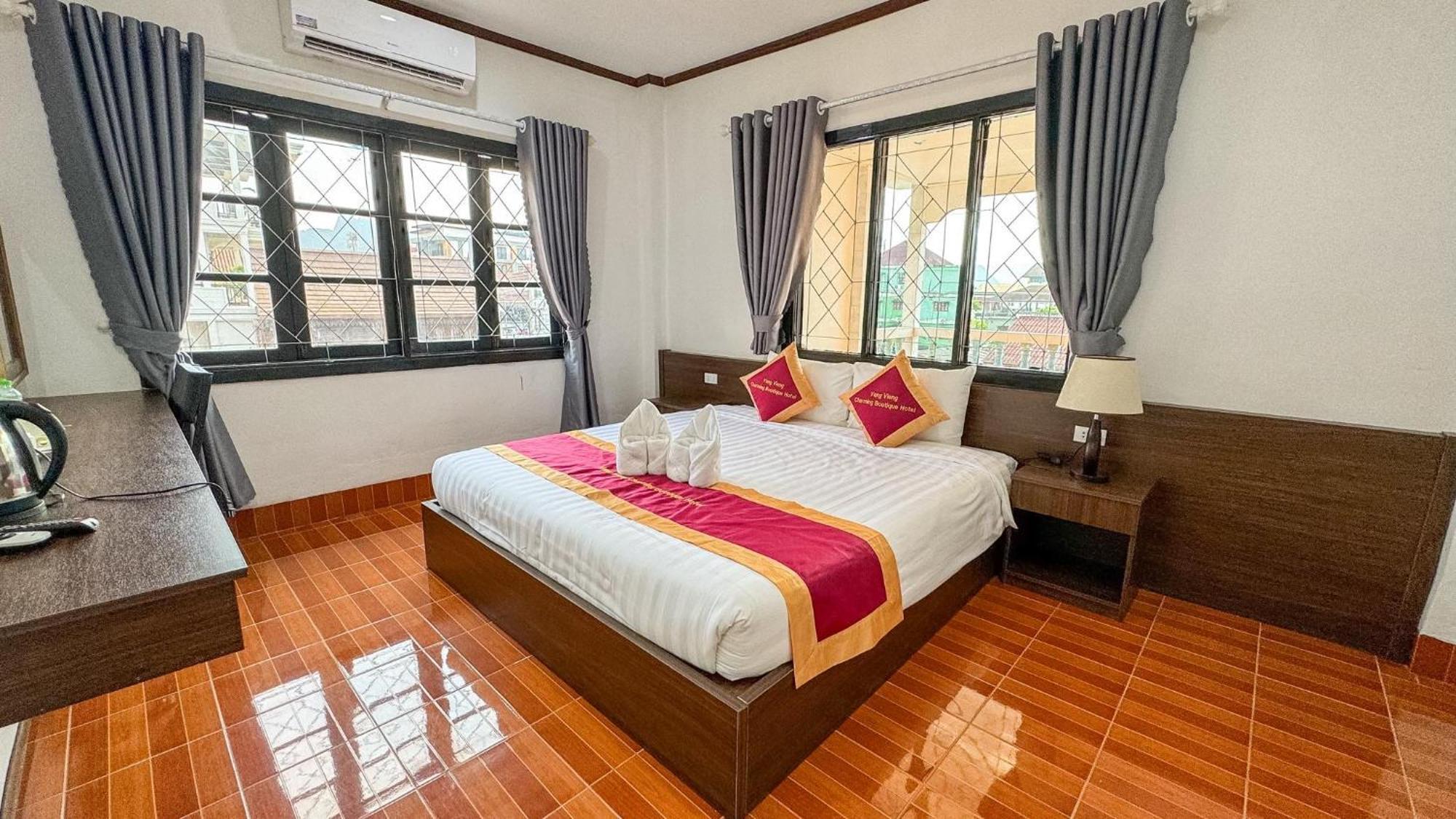 Vangvieng Charming Boutique Hotel Vang Vieng Bagian luar foto